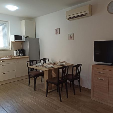 Villa Rea Malinska Ngoại thất bức ảnh